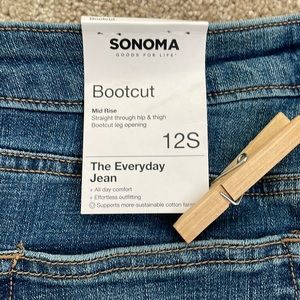 Sonoma bootcut 12 short everyday Jean
